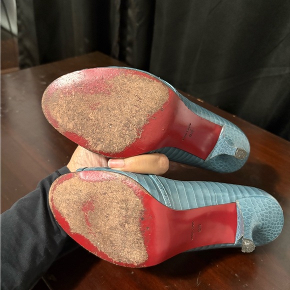 Tommy Hilfiger Blue Crisscross Heels with Pink Interior - Picture 4 of 12